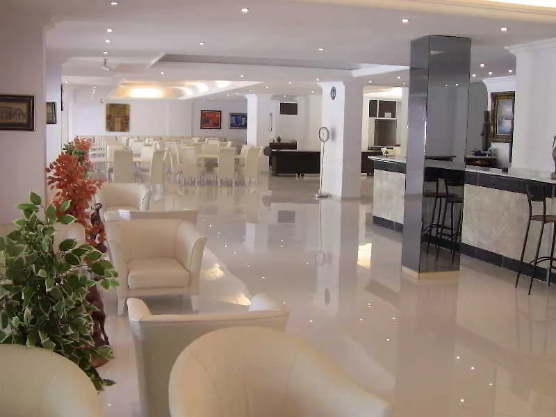 Temple Beach Hotel ديديم