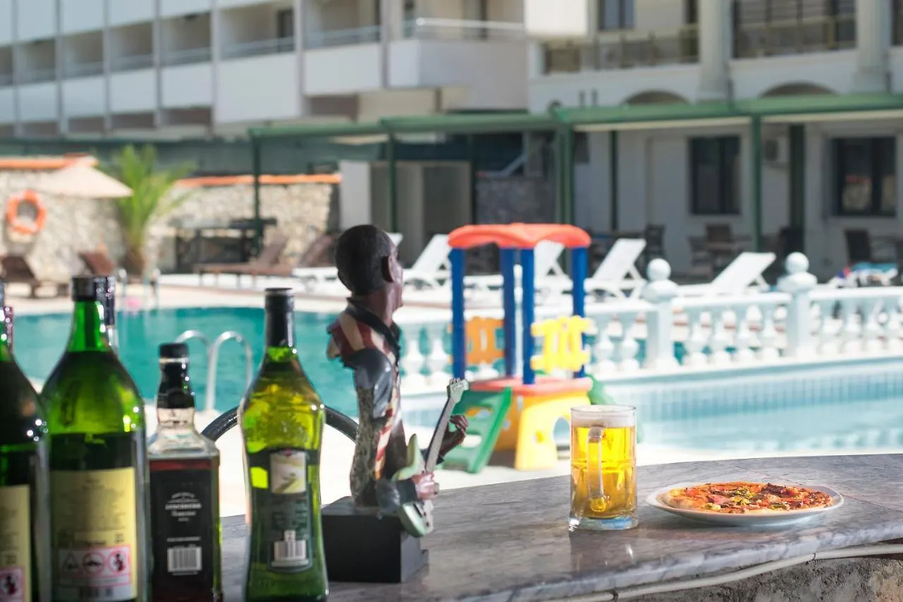 Temple Beach Hotel Didim 2*,