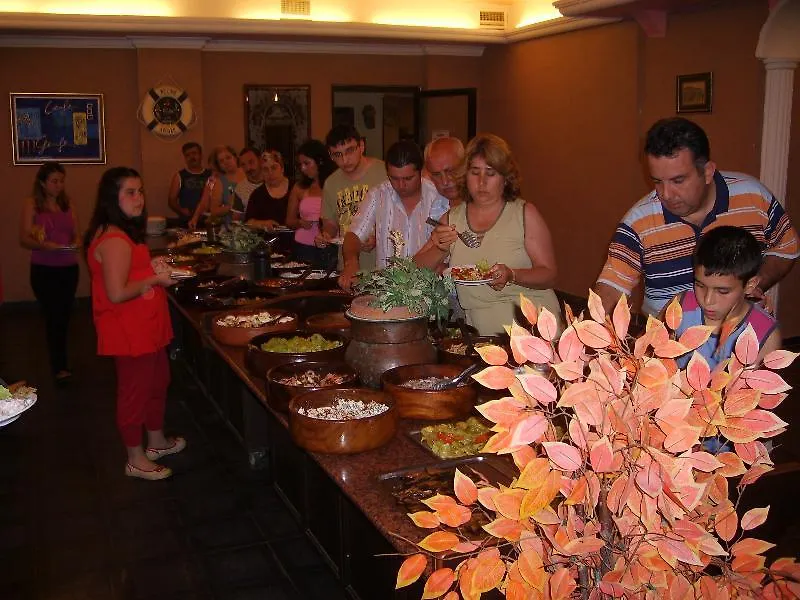 Temple Beach Hotel ديديم